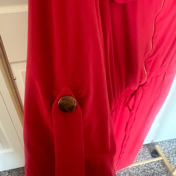 Red Knee Length Shirt Dress with Pockets! - Picture 3 of 4